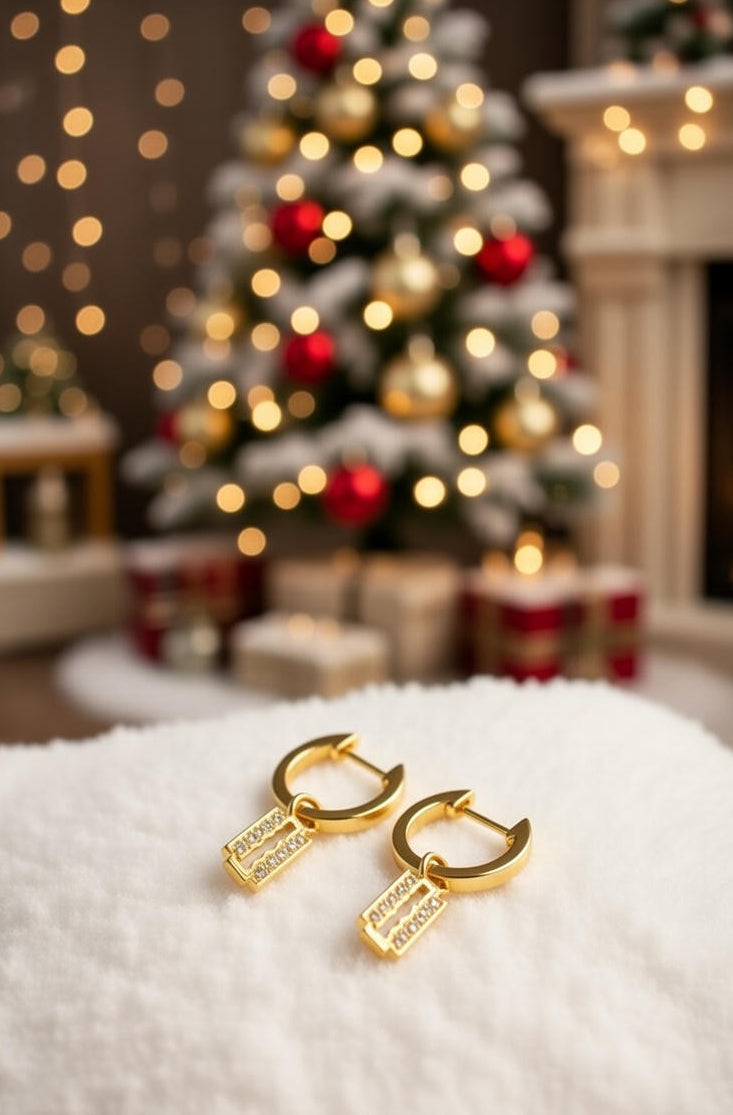 23. Luxury Diamond Blade Shape Earrings