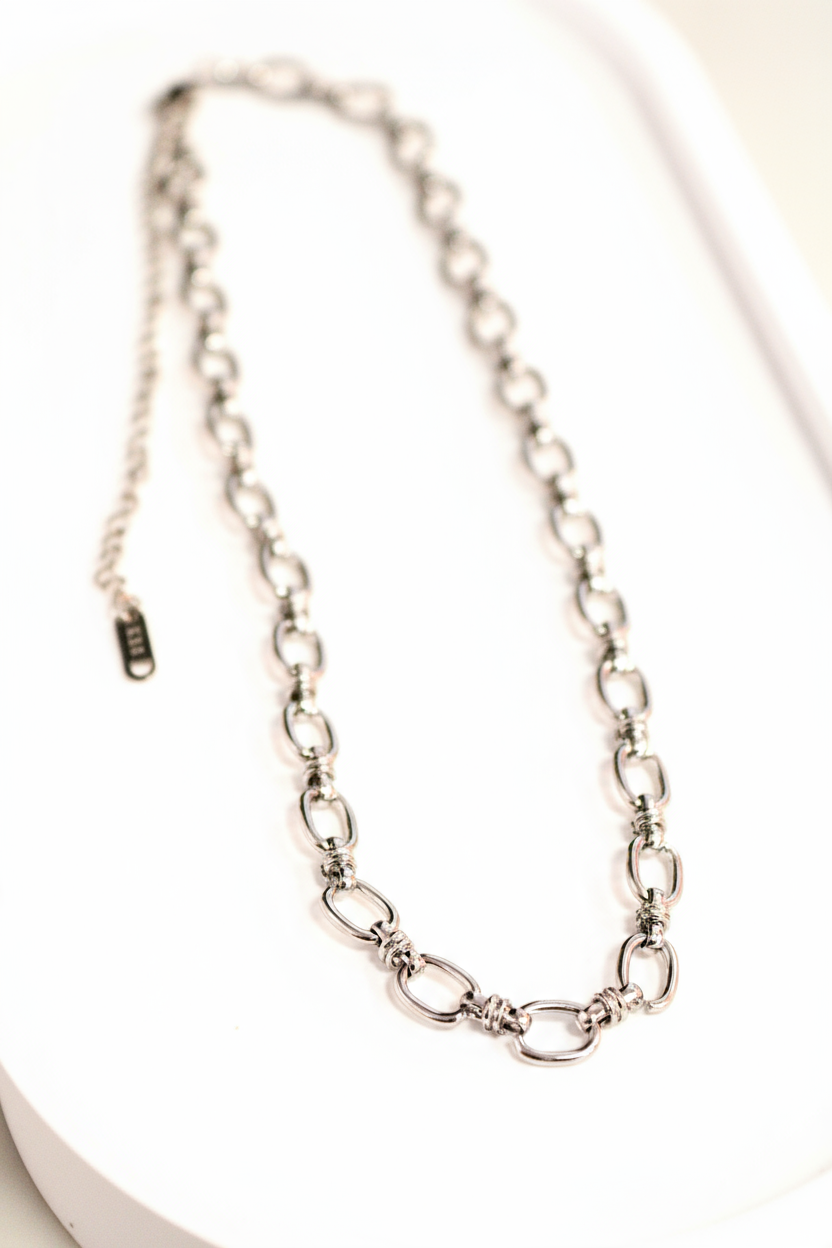 30. Oval Link Chain Necklace