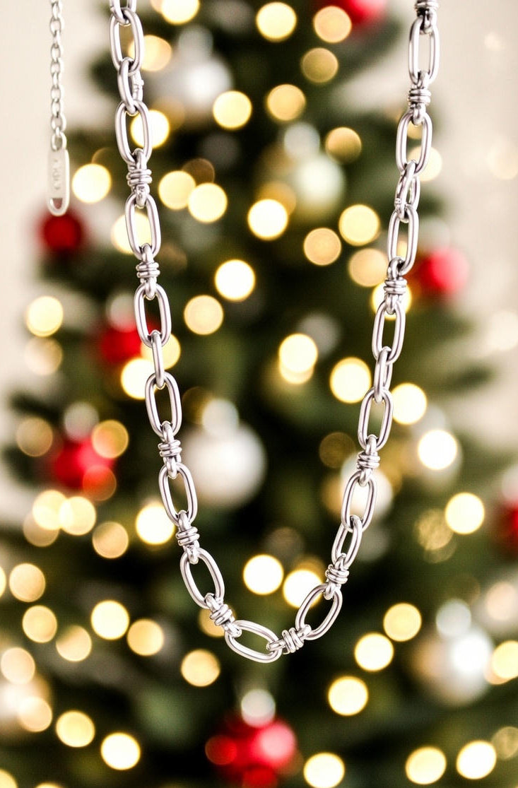 30. Oval Link Chain Necklace