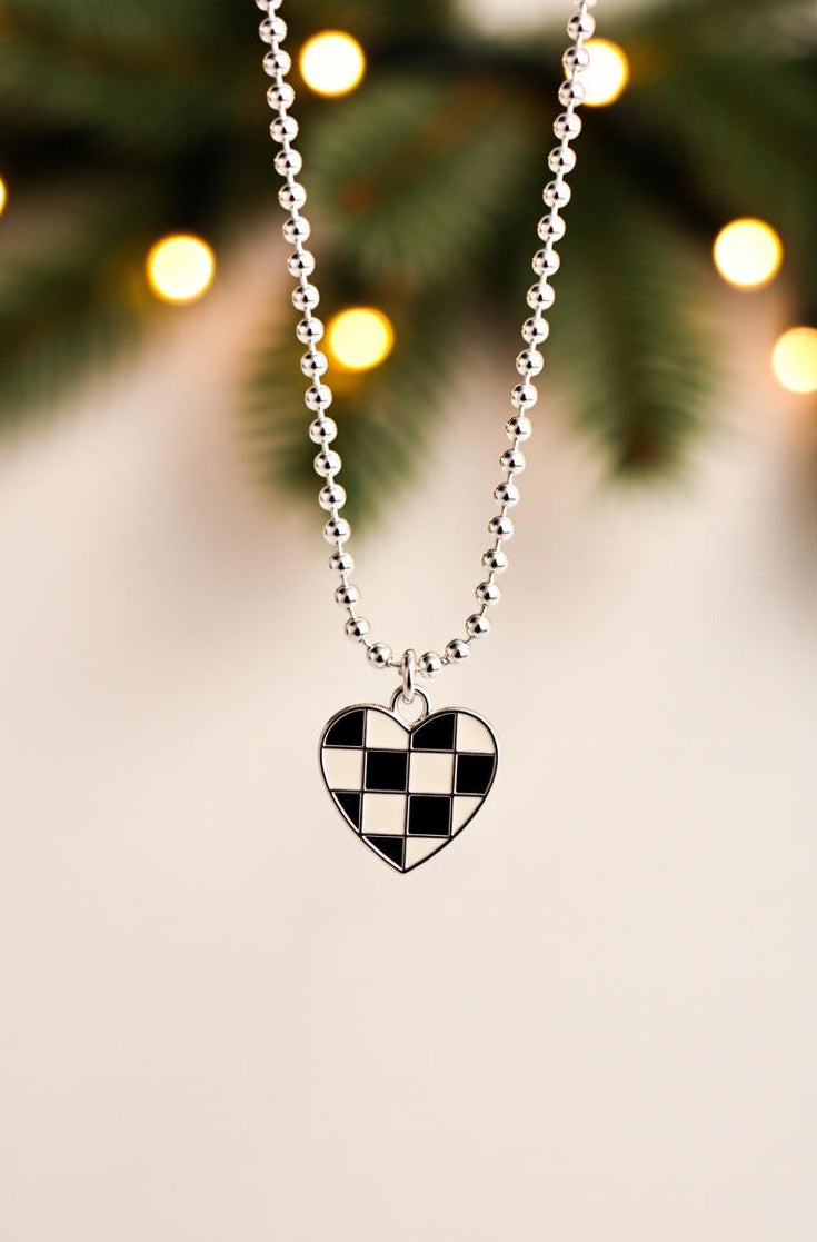 12. Enamel Heart Shape Chain Pendant Necklace